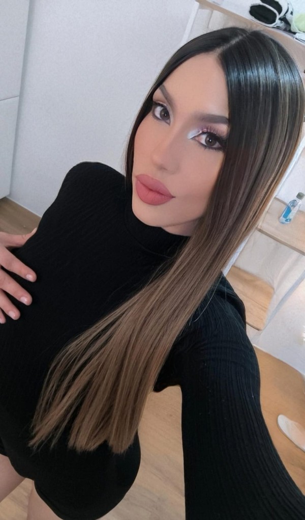 VENEZOLANA TRANS SUPERO ELEGANTE Y SEXY