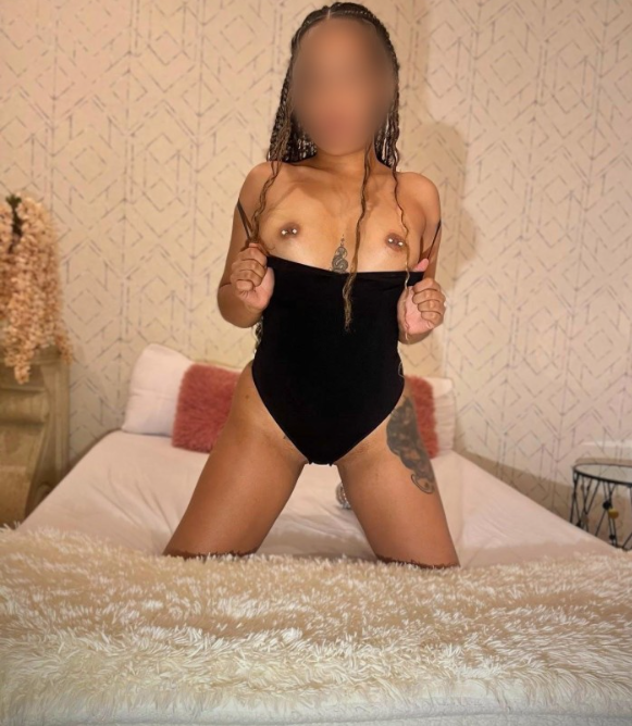 EN RENEDO DE PIELAGOS LUJURIOSA ATREVIDA SENSUAL