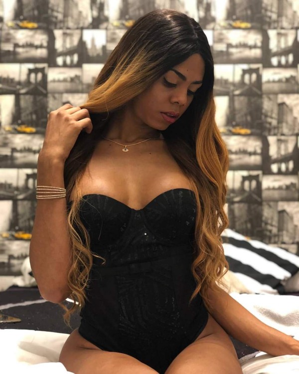 BRASILEÑA JOVENCITA FUEGO LATINO