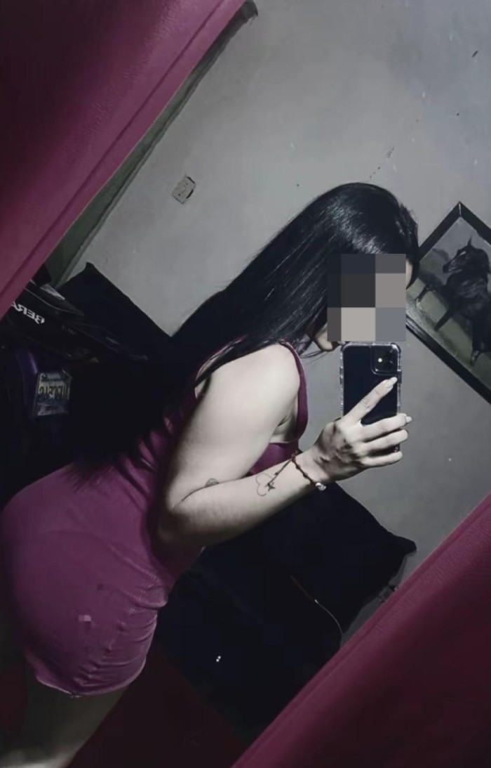 HERMOSA SENSUAL ARDIENTE BOMBA DE SEXO