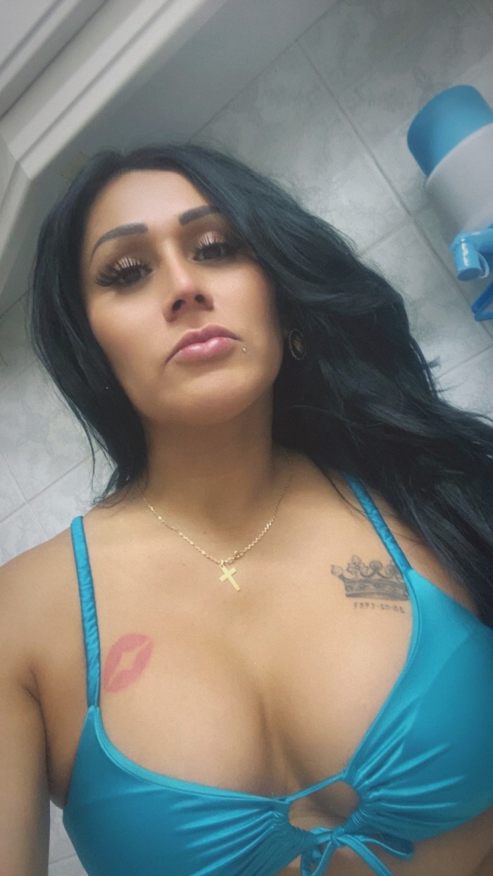 Travesti fiestera disponible las 24 hrs la ramblas