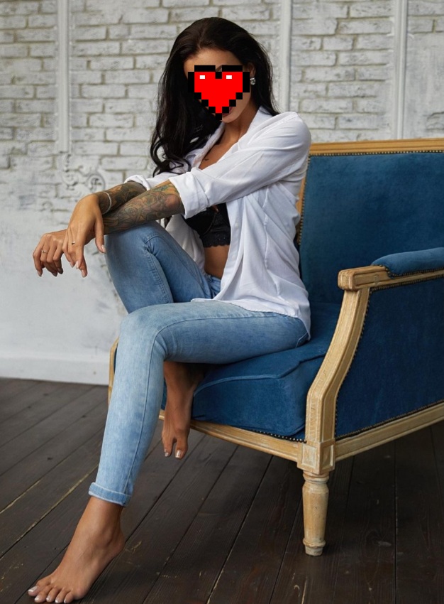 MUJER INTERESANTE Y ATRACTIVA,SOFIA ESPAÑOLA,GETAF