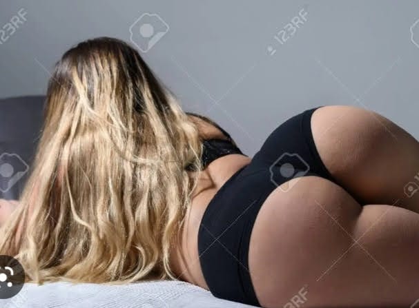 HERMOSA SENSUAL ARDIENTE BOMBA DE SEXO