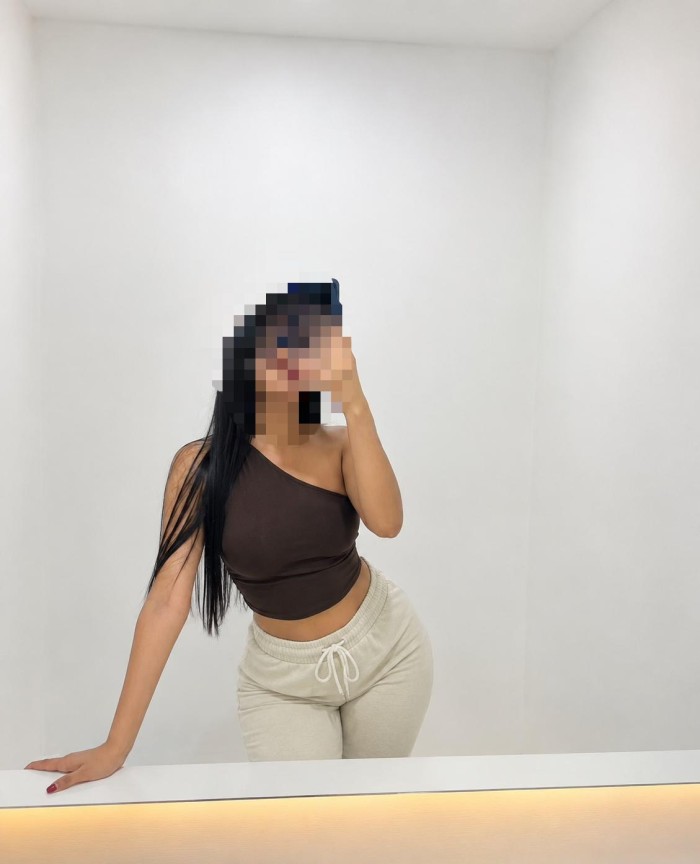 HOT, ACCOMMODATING, AND SLUTTY LATINA IN PEÑISCOLA