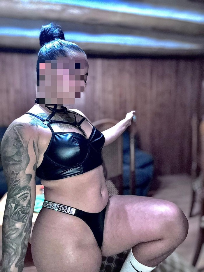 EN RINCON DE SOTO SENSUAL ARDIENTE BOMBA DE SEXO