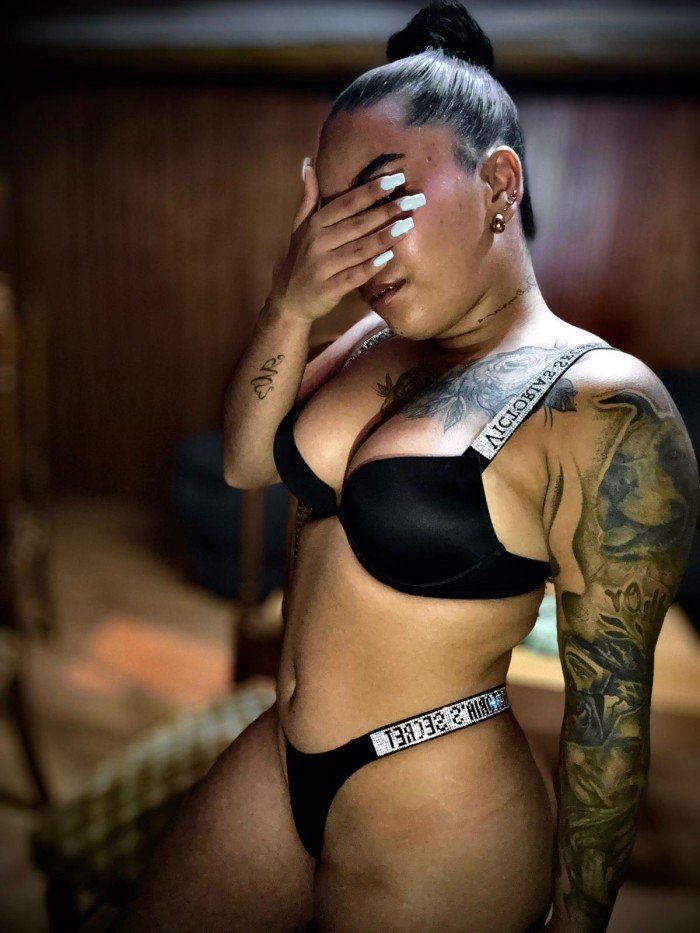 EN RINCON DE SOTO SENSUAL ARDIENTE BOMBA DE SEXO