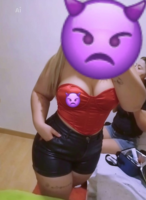 Chica scort latina