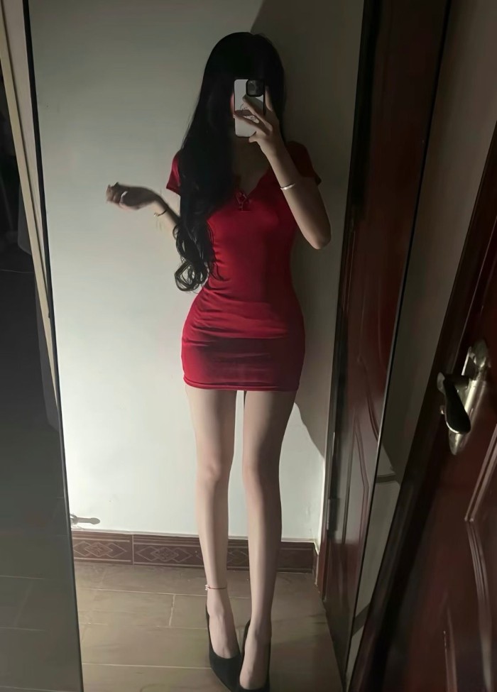 Preciosa asiática independiente joven – Quintana