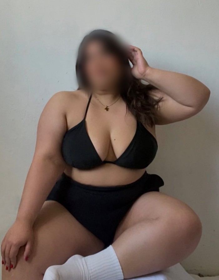EVA LA DIOSA DE LAS MAMADAS ME DAS TU LECHITA