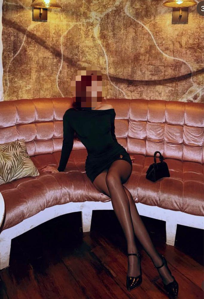 COLOMBIANA EN MALAGA ARDIENTE LUJURIOSA SEXO RICO