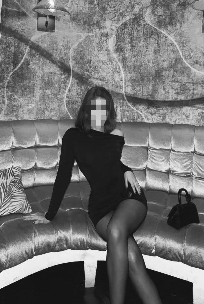 COLOMBIANA EN MALAGA ARDIENTE LUJURIOSA SEXO RICO