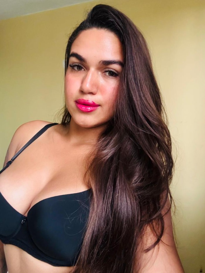 VENEZOLANA CON GANAS DE SEXON EN MANRESA RICO