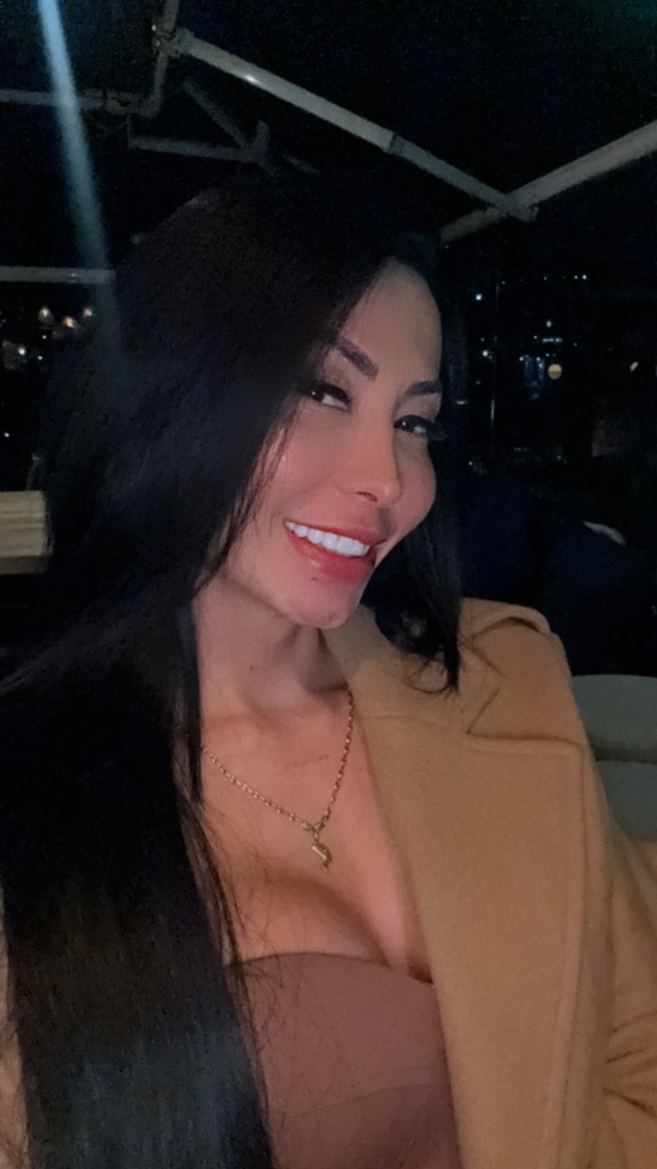 SALOMÉ QUINTANA COLOMBIANA VERSÁTIL SÚPER FEMENINA