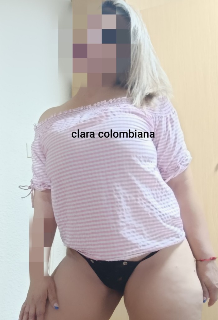Clara colombiana madurita trato de novios sexy