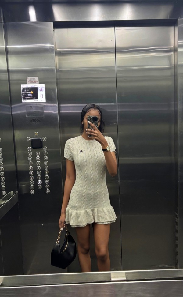 Agata mulata de lujo una noviecita complaciente