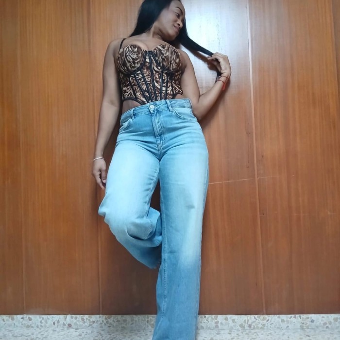 Negra guapísima francesa hasta el final griego dur