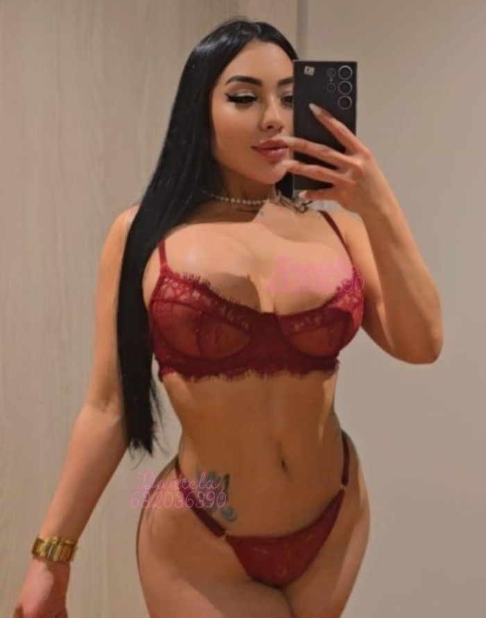 JOVENCITA DIVINA, FOGOSA Y CON CUERPAZO