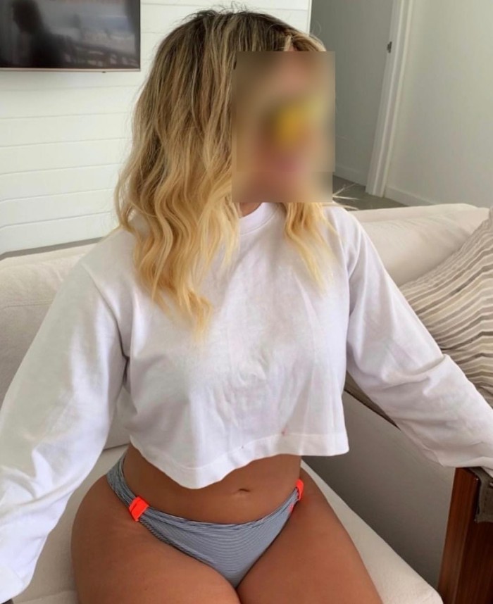 COLOMBIANA CACHONDA CON EXPERIENCIA