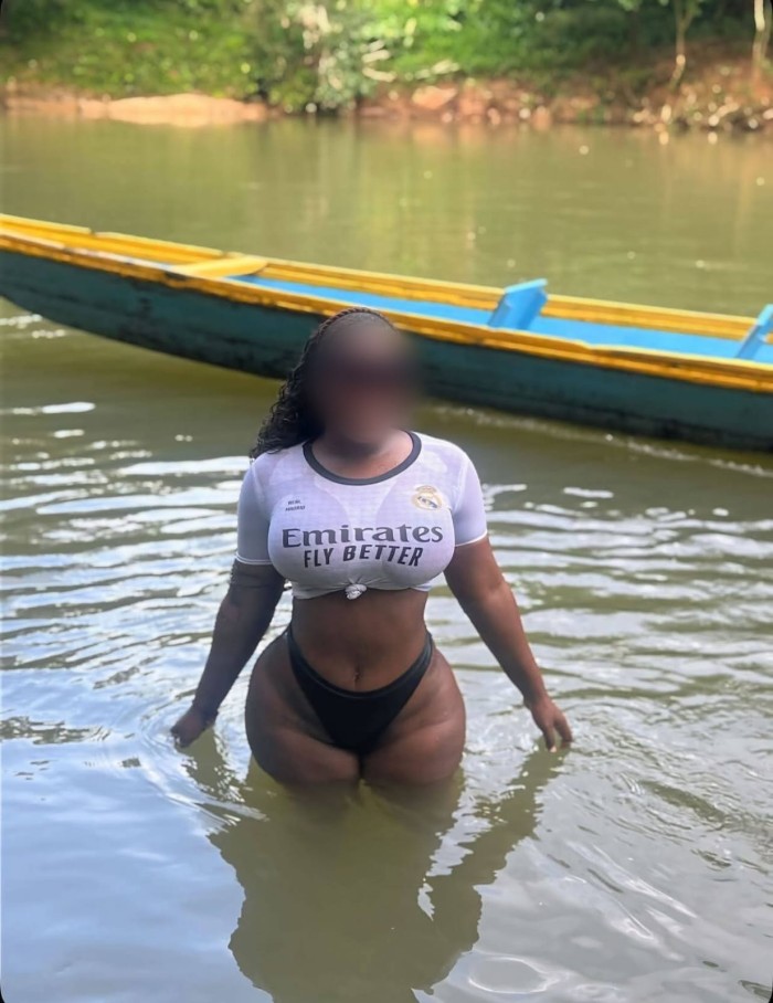EXOTICA SENSUAL APASIONADA Y COMPLACIENTE