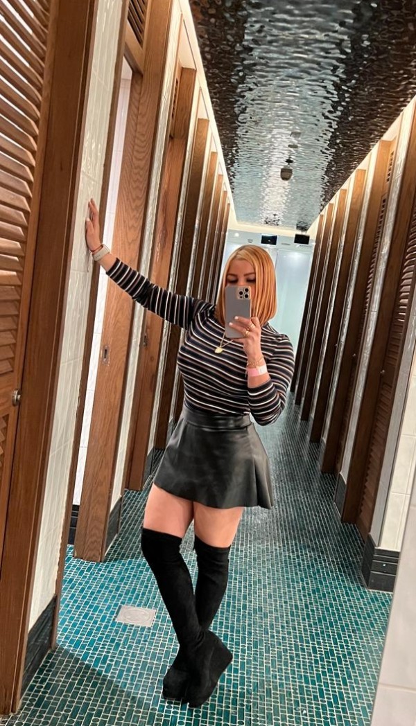 EXQUISITA COLOMBIANA Y MUY FOGOSA