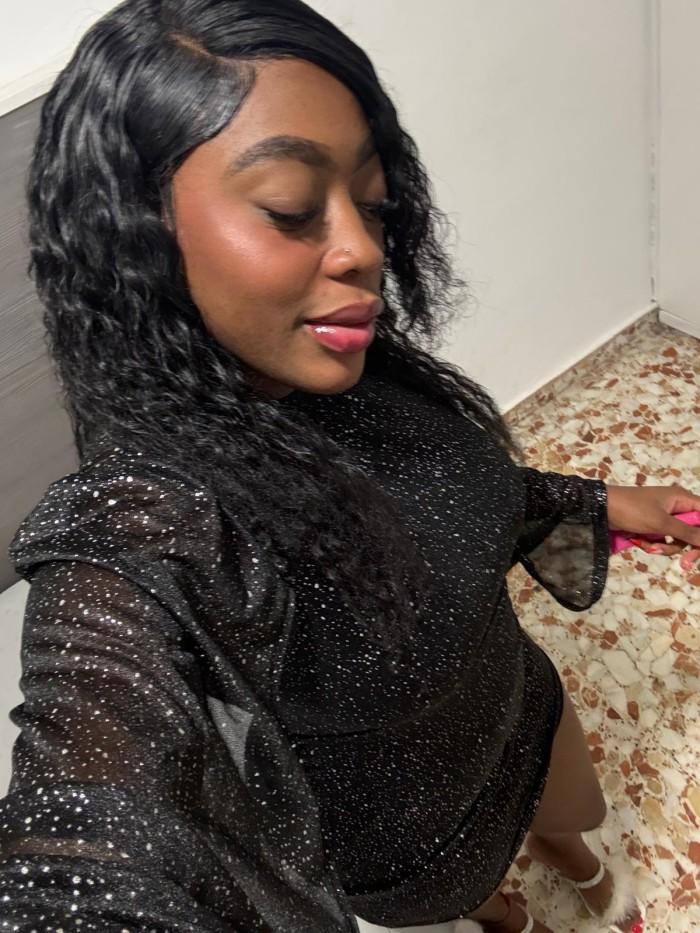 MULATA  JOVENCITA FIESTERA PARA TU DISFRUTE