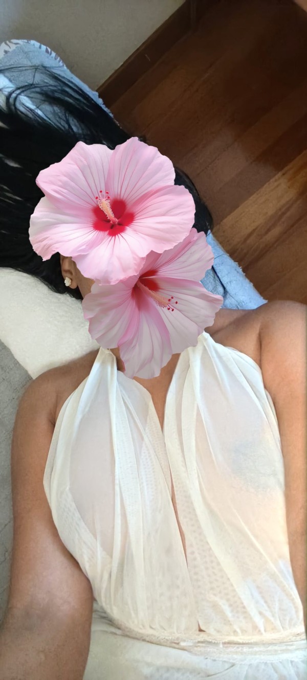Ven a ver esta mamasota hermosa