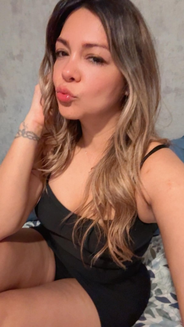 Danaé guapa, elegante, cariñosa y sofisticada.