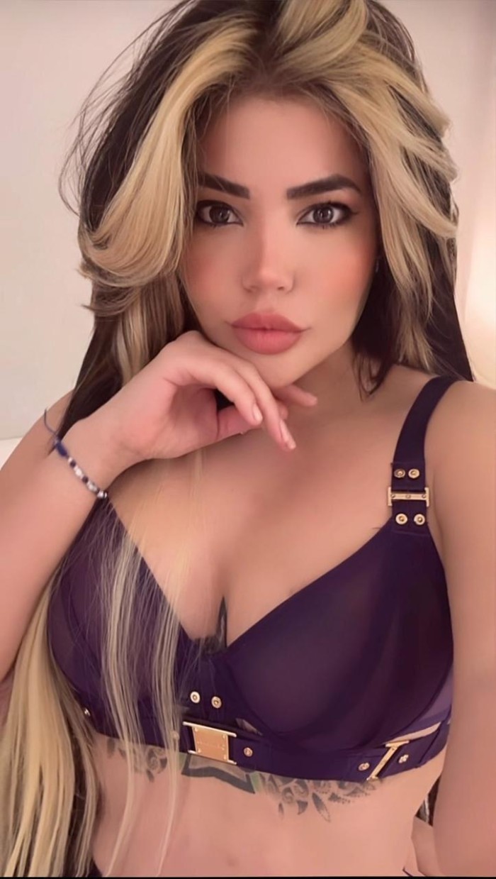La elegancia, el respeto y los buenos modales son lo primero -647095295