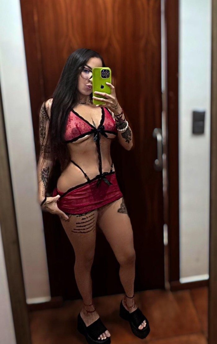 UNA FIESTERA EN PLAYA DE GANDIA, PARA FOLLAR