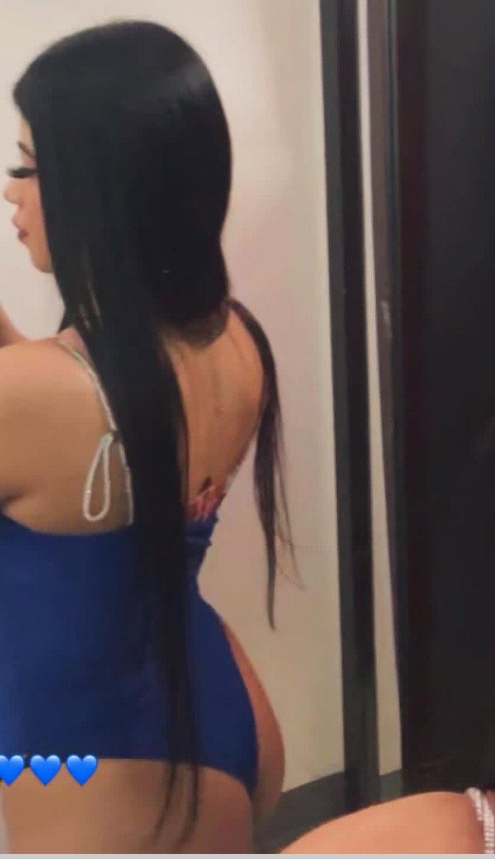 RICA Y TRAVIESA ADICTA AL SEXO