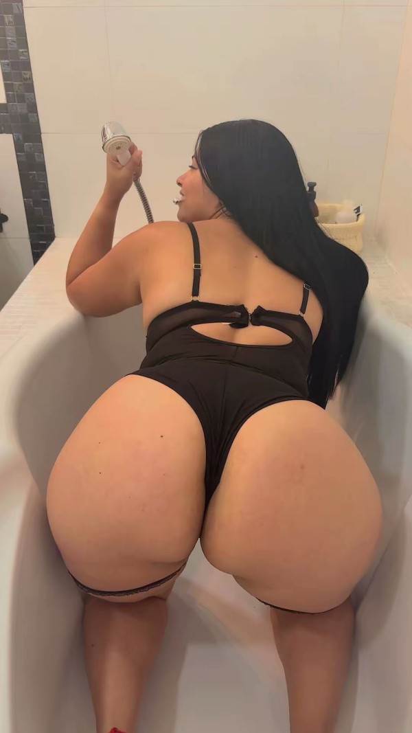 HOLA AMOR SOY MARIANA UNA MAMASITA MUY MORBOSA Y FIESTERA 24h