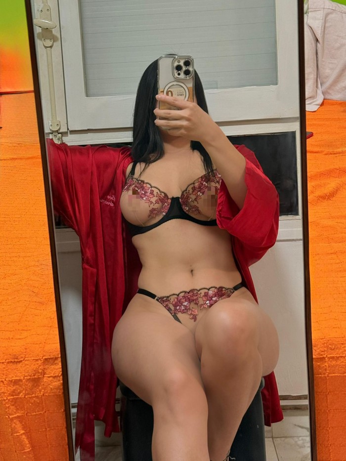 JOVEN DIVERTIDA FIESTA RISAS Y LOCURA 24/7 – DELICIAS