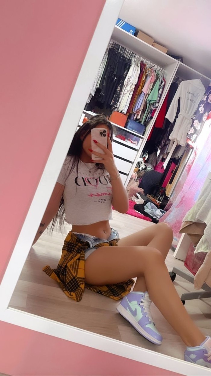 SOLO SALIDAS DOMICILIOS Y HTELES BUENA COMAPÑIA
