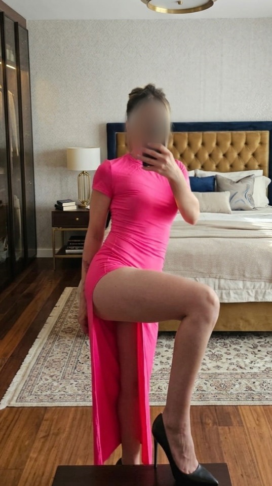 NOVEDAD ESPAÑOLA RUBITA CON UN CUERPO CALIENTE, CARIÑOSA, ATENTA