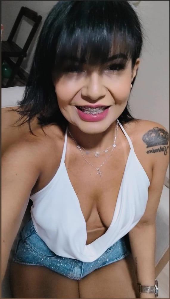 Stefany brasileña fiestera novedad en Pontevedra