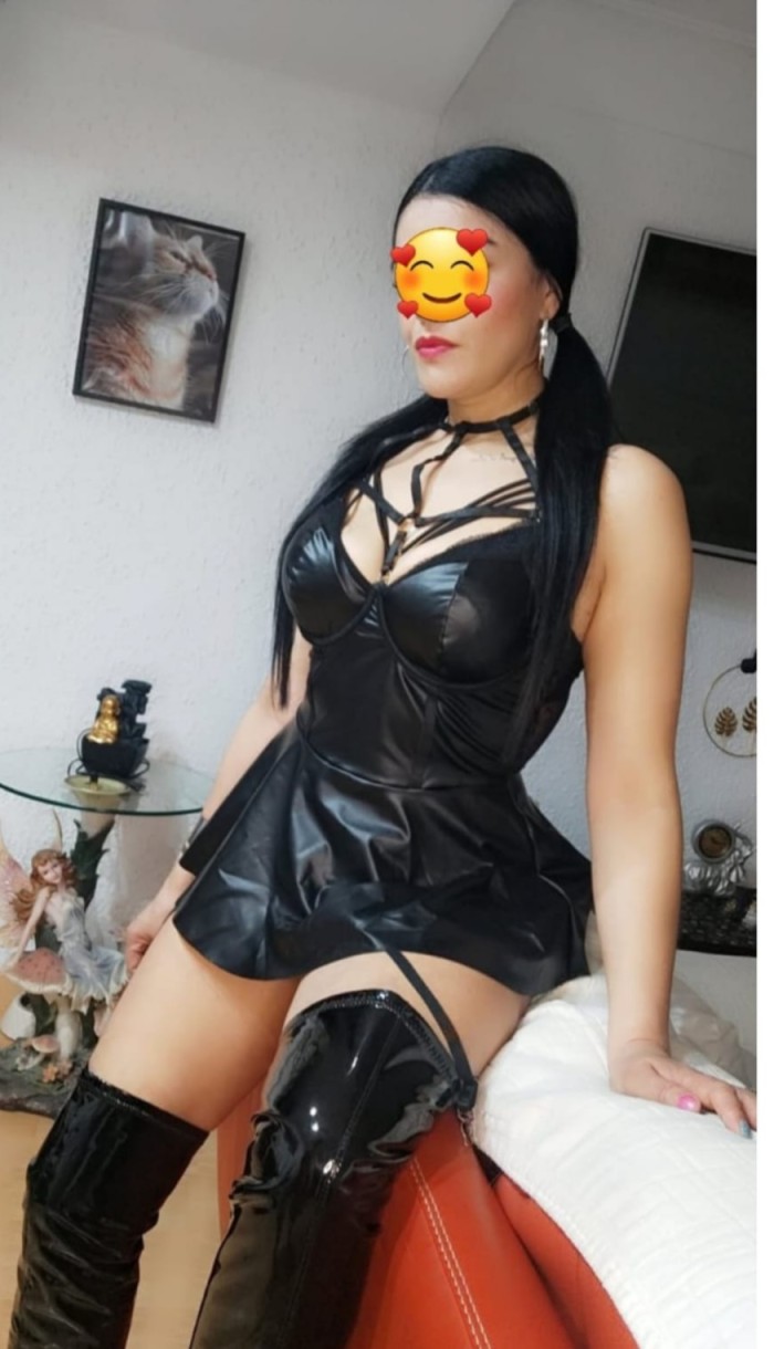 SUPER NOVEDAD EN BLANES! CATALINA FOGOSA FIESTERA IMPLICADA Y DISCRETA