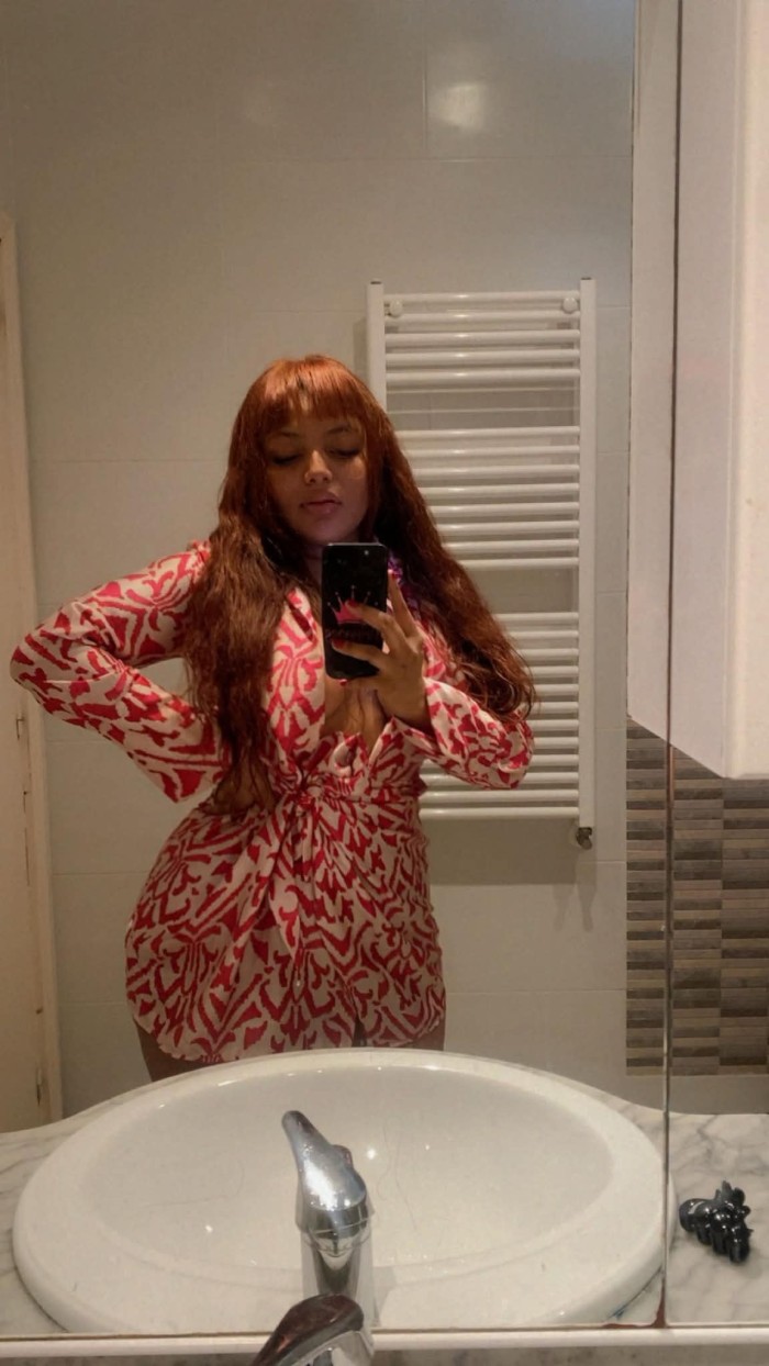 CUBANA MORBOSA Y CALIENTE