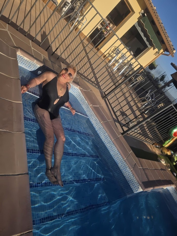 DISPUESTA A TODO