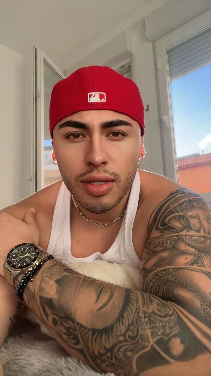 LATINO POTENTE Y MUY FIESTERO EN MADRID