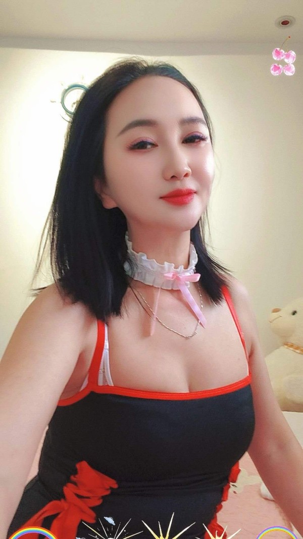 Nuevas escorts y masajistas guapas sexys cariñosas