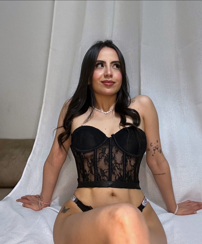 SOY VALERY, COLOMBIANA QUE CUMPLE TUS FANTASÍAS