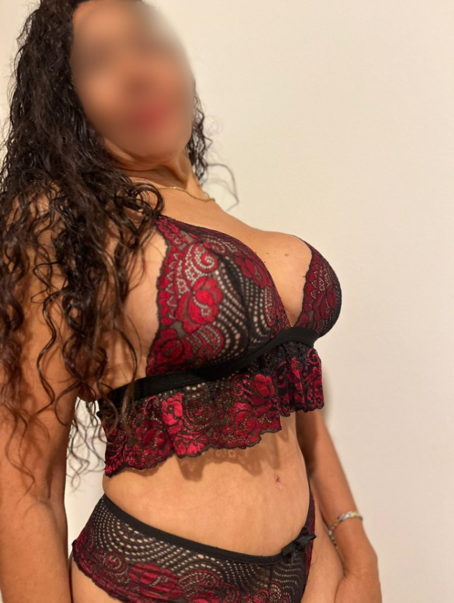 CACHONDISIMA Y SENSUAL MUJER ARDIENTE FULL PLACER