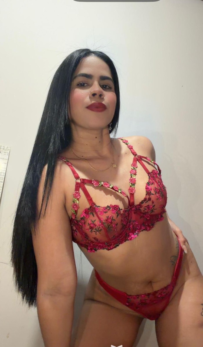 EN OPORTO SEXO RICO COLOMBIANA EN LA CAMA UNICA