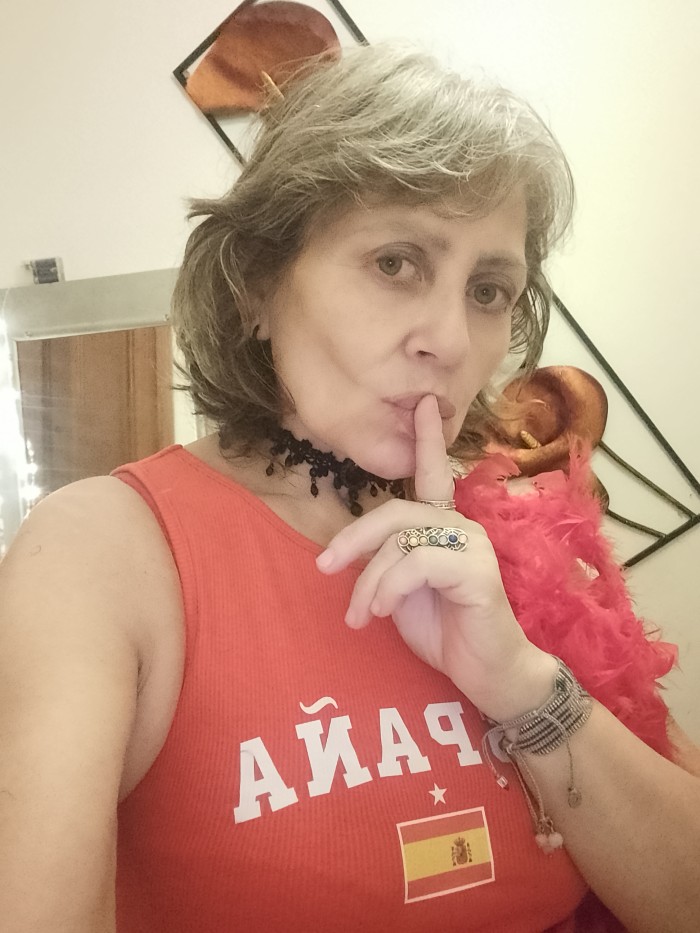 TU MILF DE CONFIANZA TE INVITA A LEER MI ANUNCIO