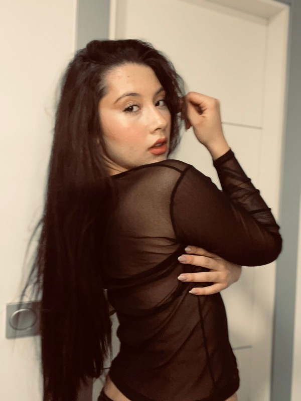 610169471 hermosa seductora atrevida y complaciente