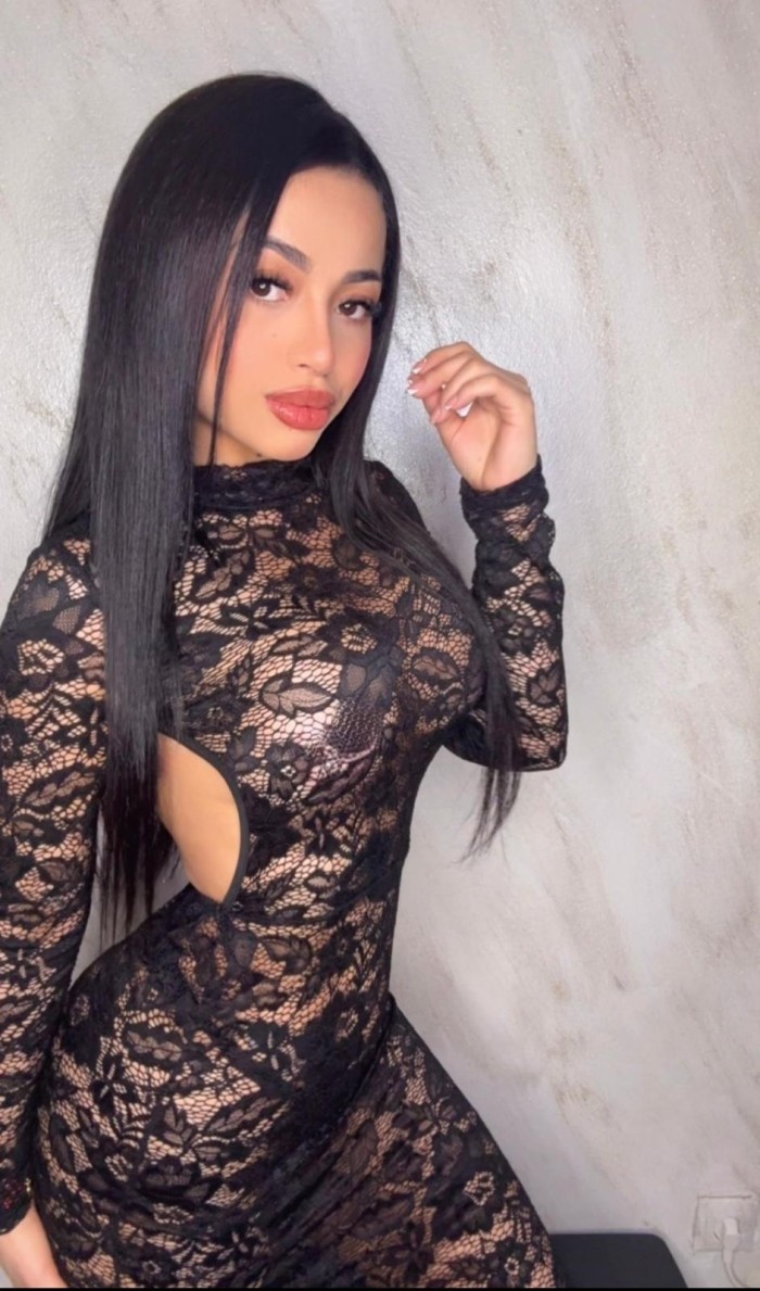 SUSANA CURVAS DE ESCÁNDALO EXPLOSIVA LATINA