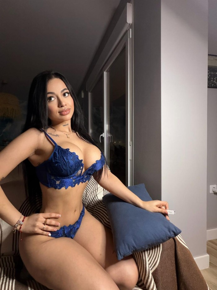 SUSANA CURVAS DE ESCÁNDALO EXPLOSIVA LATINA