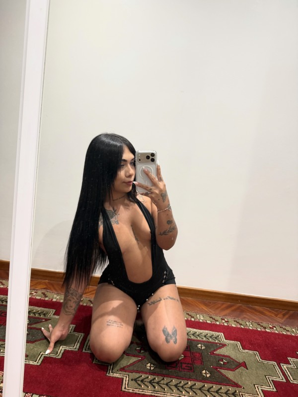 Cloee hermosa trans de 20 añitos complaciente