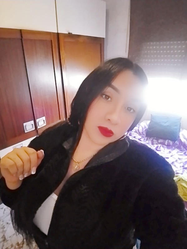 hola soy una chica trans fotos reales sin engaños