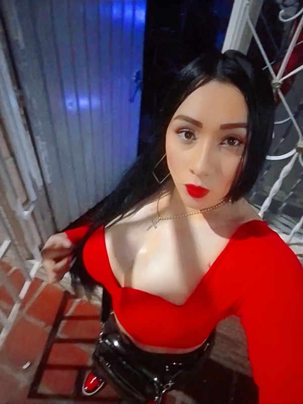 hola soy una chica trans fotos reales sin engaños